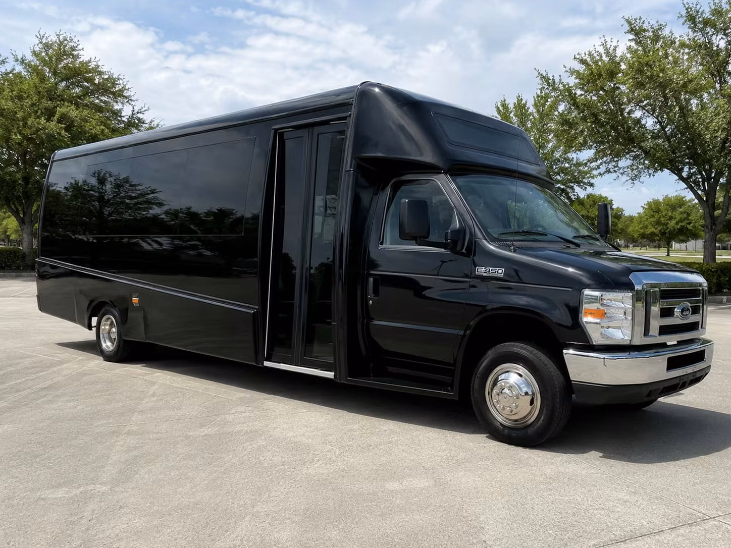 20 passenger minibus