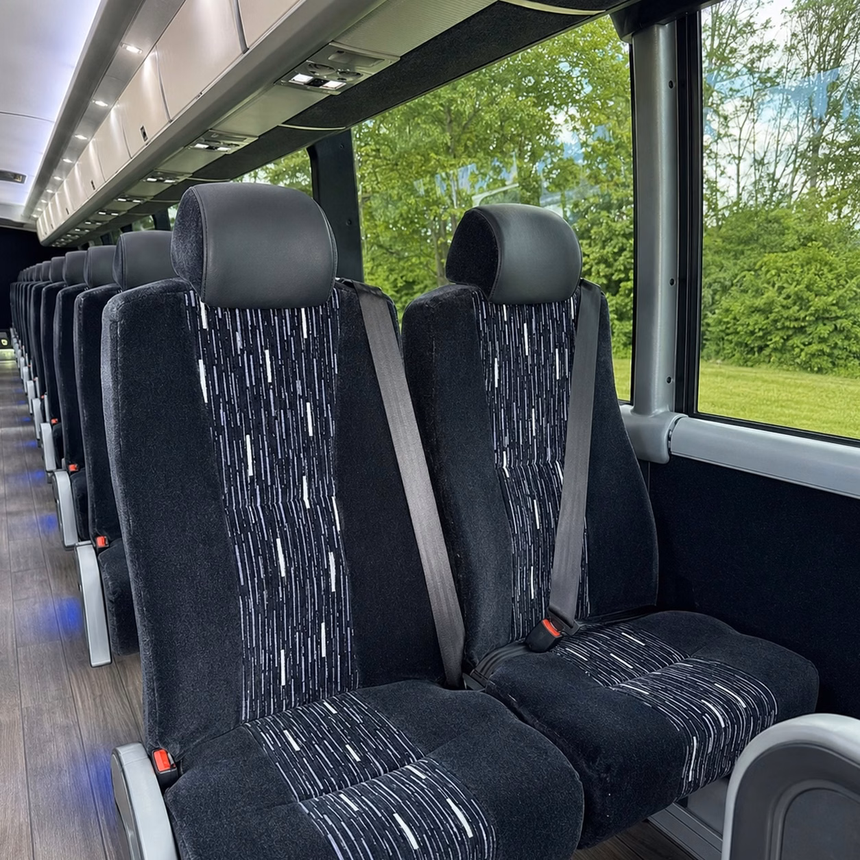 choosing the right bus size for your rochester wedding guest count