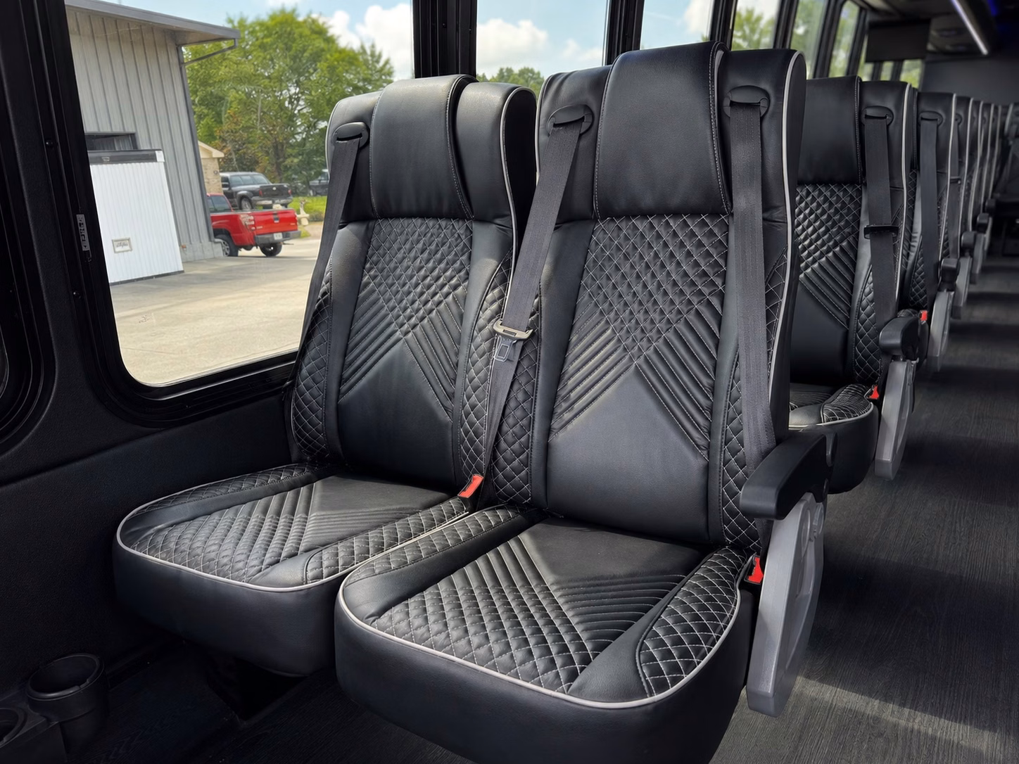 get a rochester prom transportation quote in under 30 seconds